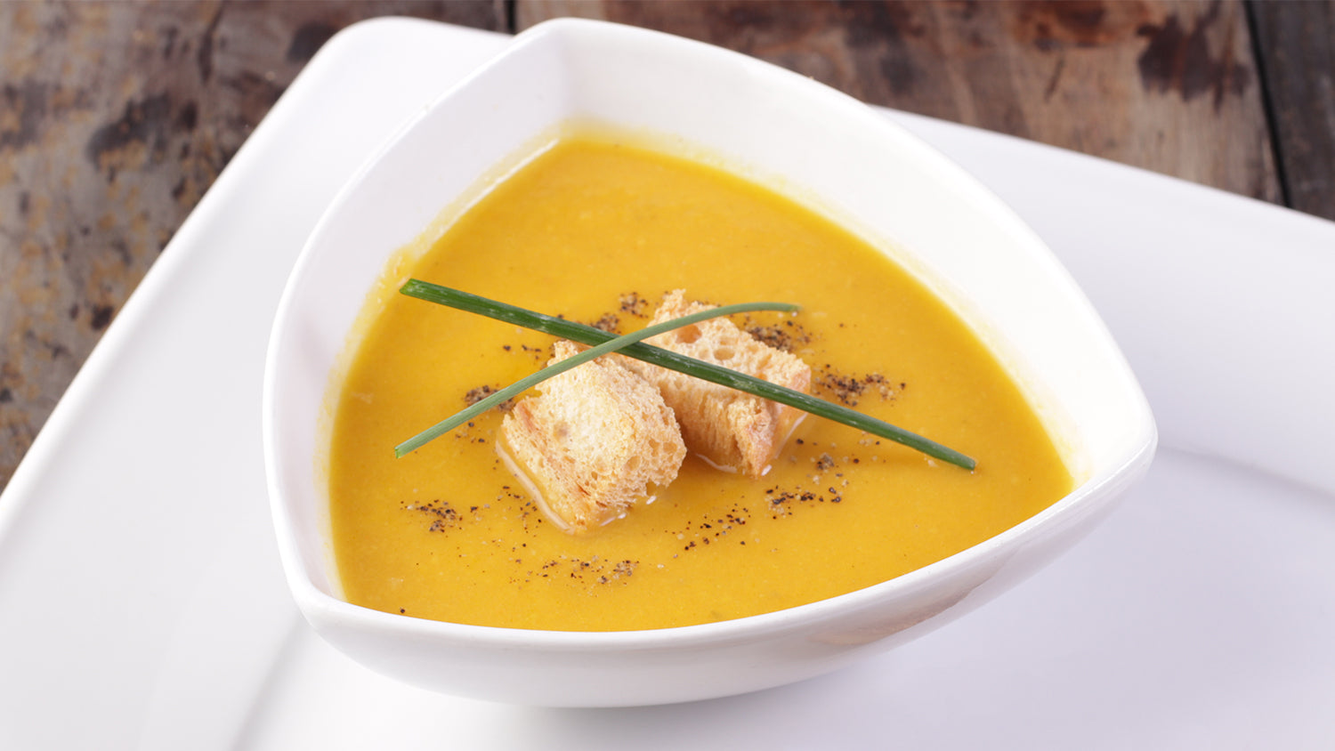 Una alternativa veggie para este otoño que te encantará: Cremas de Verduras Santa Teresa