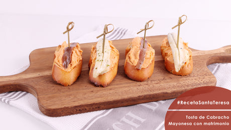 Tosta de Cabracho Mayonesa con matrimonio de anchoas y boquerones
